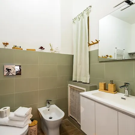 Al Posto Di Luca Apartment Rome